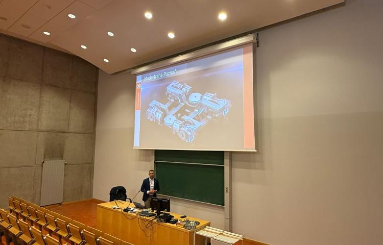 Wykład dla kierunku Mechanika i Budowa Maszyn